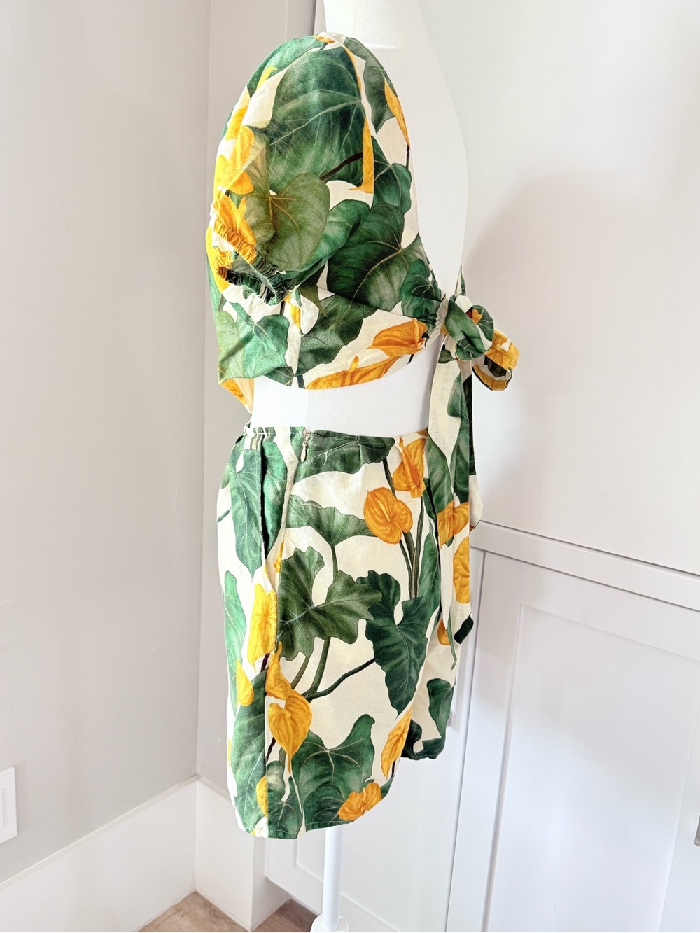 FARM Rio Yellow & Green Tropical Leaf Puff-Sleeve Romper - Picture 4 of 9